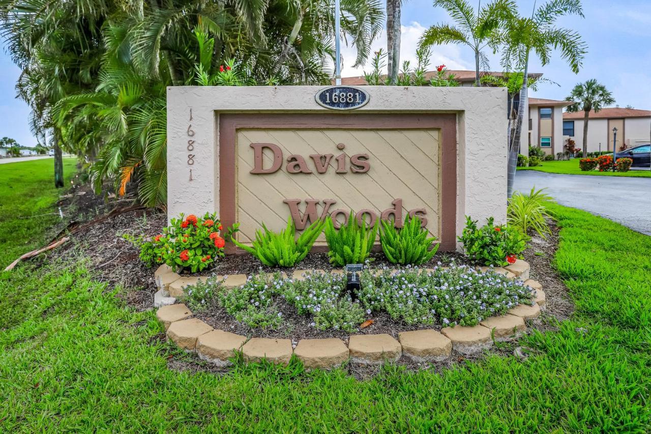 Davis Woods #225 Apartment Fort Myers Exterior photo